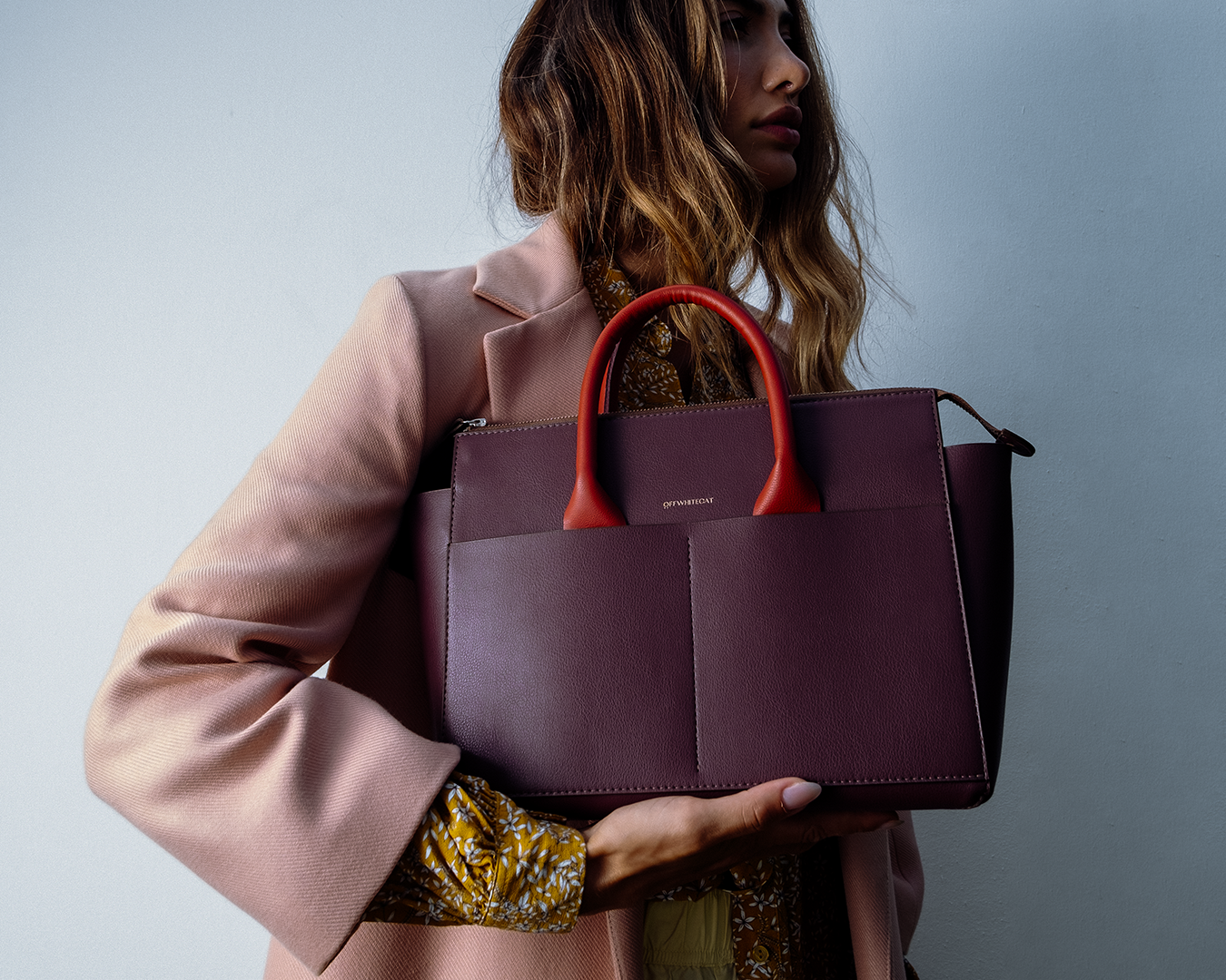 Tendências do New York Fashion Week 2024: Utilitarismo Chic nas Bolsas da OWCAT