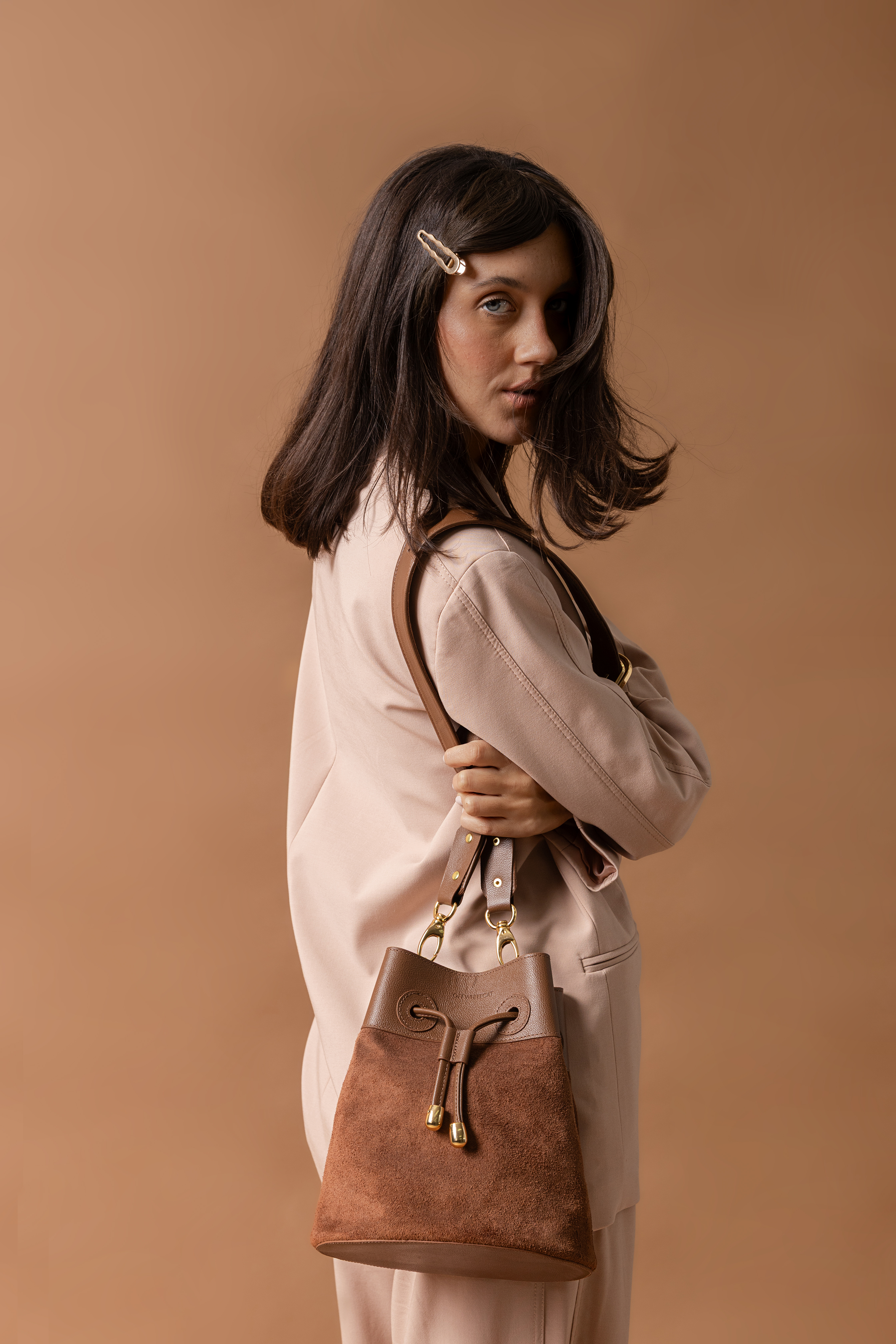 Bolsa 'Cora' Couro - Mocha Mousse