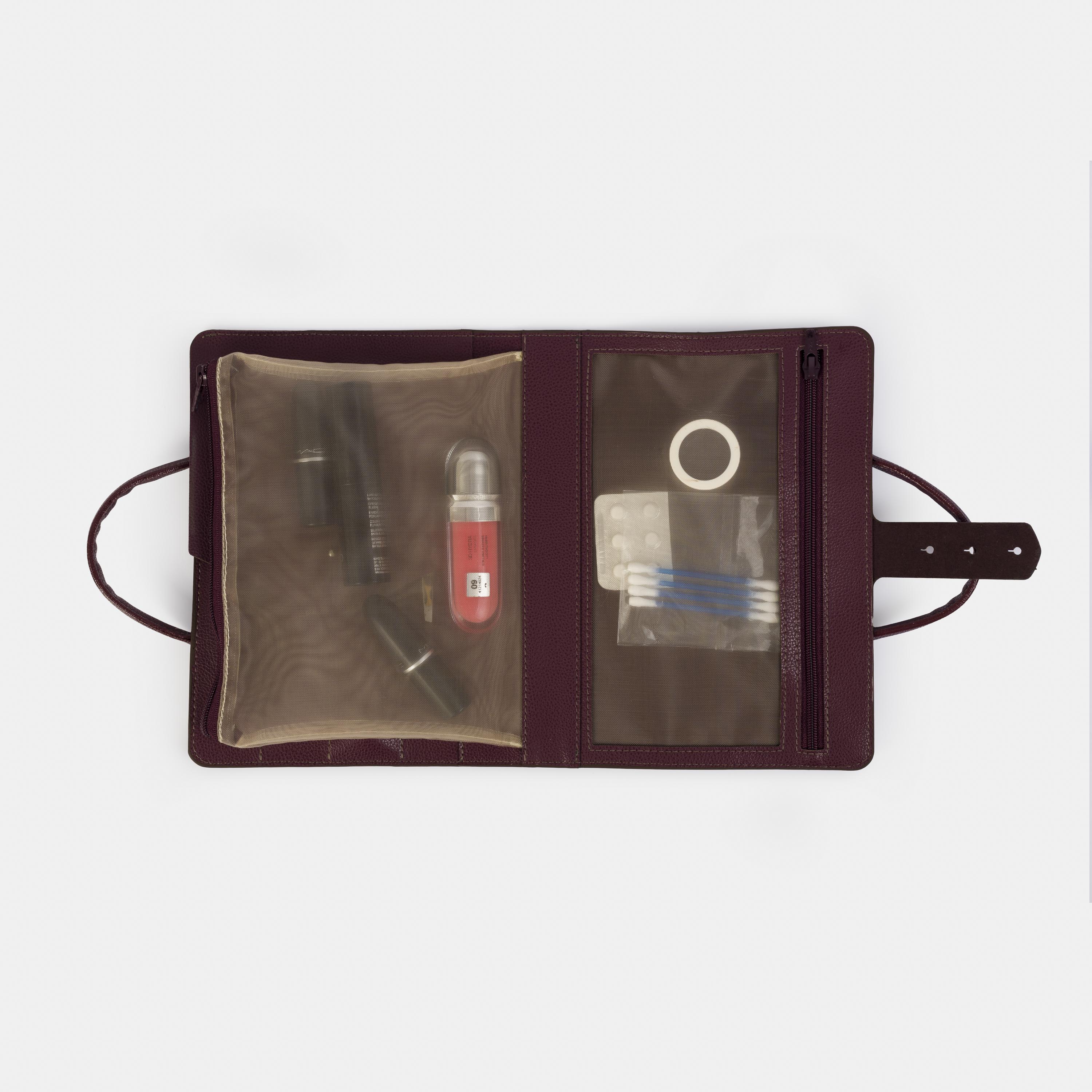 Necessaire 'Marie' Brodeaux